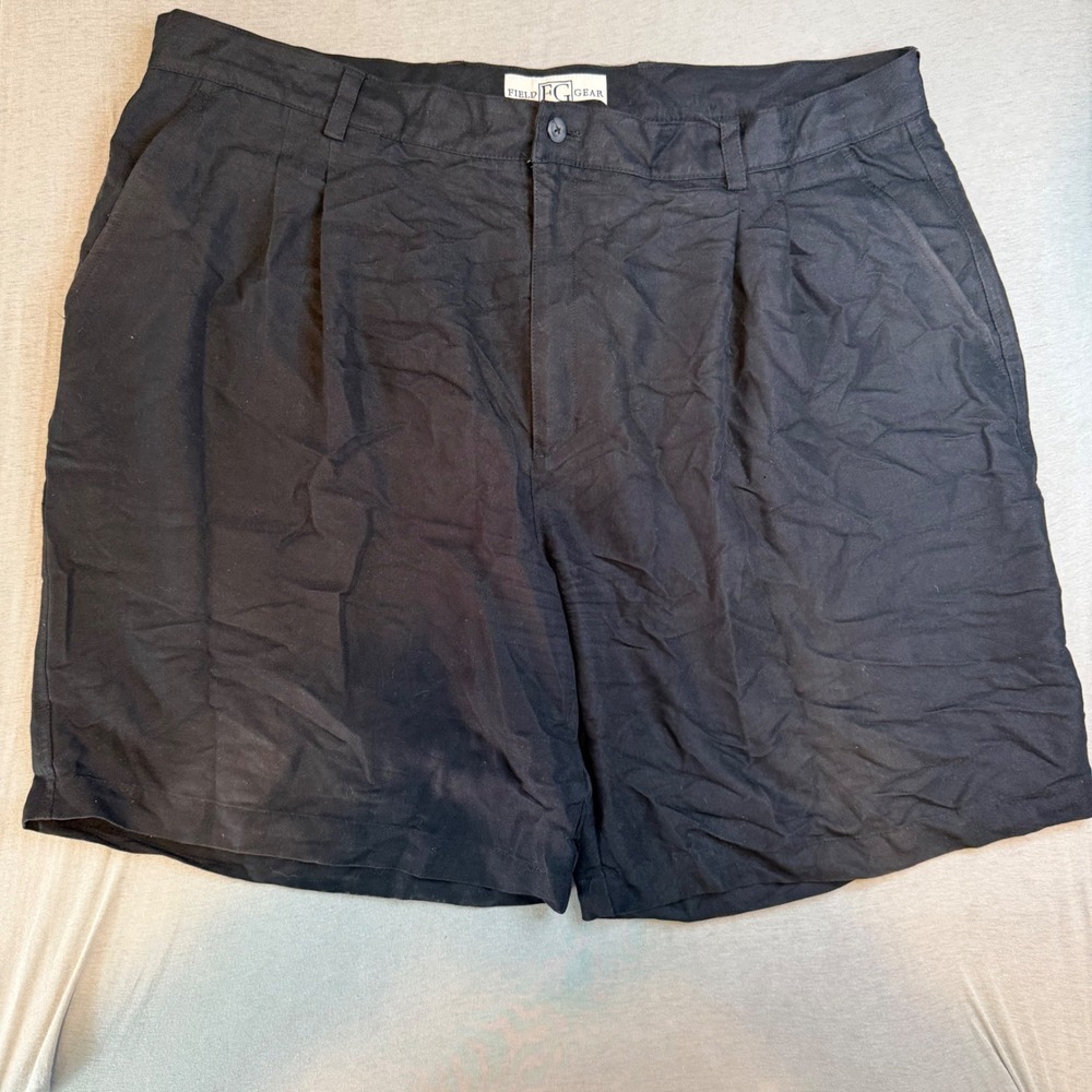 VTG Field Gear Mens Pleated Shorts Black Rayon Blend Size 44 Casual Golf Outdoor